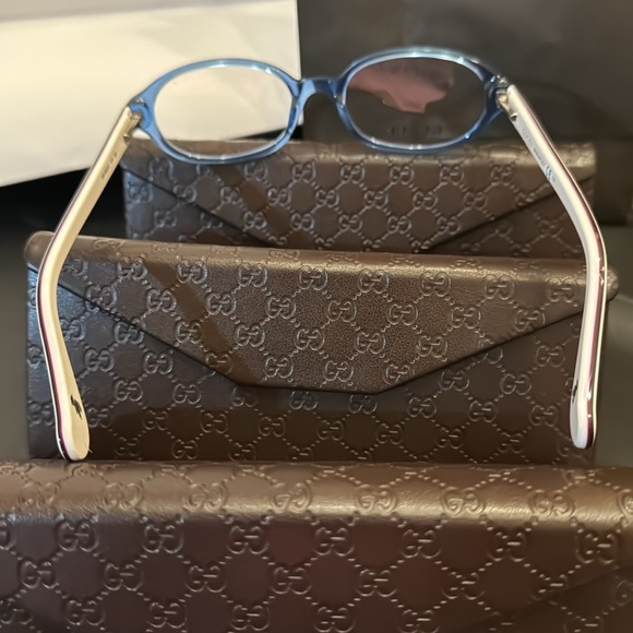 GUCCI Children’s Eyewear - Picture 4 of 5